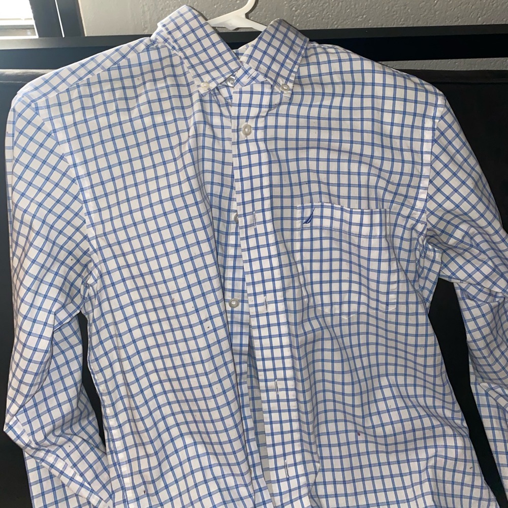 White/blue plaid button down